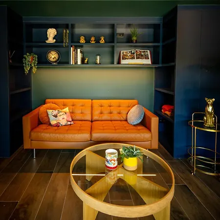 New - Dicht Bij De Zee En Brugge De Haan